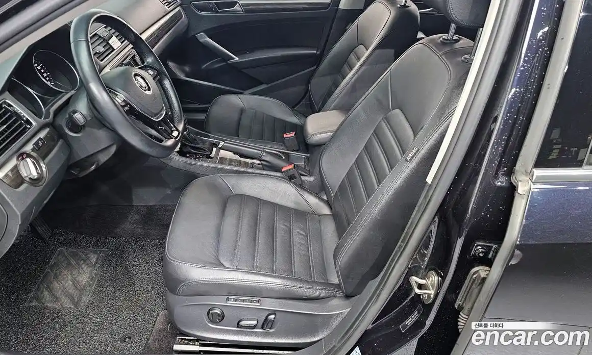 Volkswagen Passat 2018 2.0 гидро в Москве № 1350288, фото 32