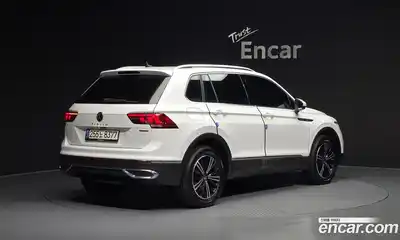 Volkswagen Tiguan 2022 2.0 гидро в Москве № 1350410, миниатюра 2