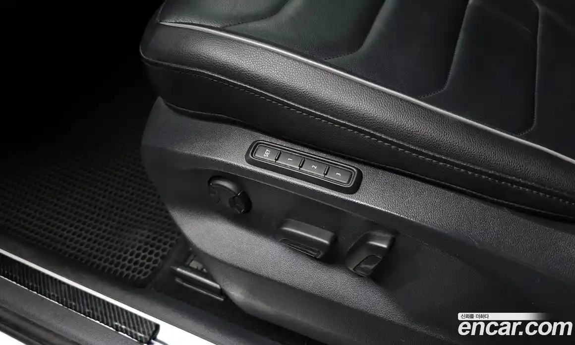 Volkswagen Tiguan 2022 2.0 гидро в Москве № 1350410, фото 29