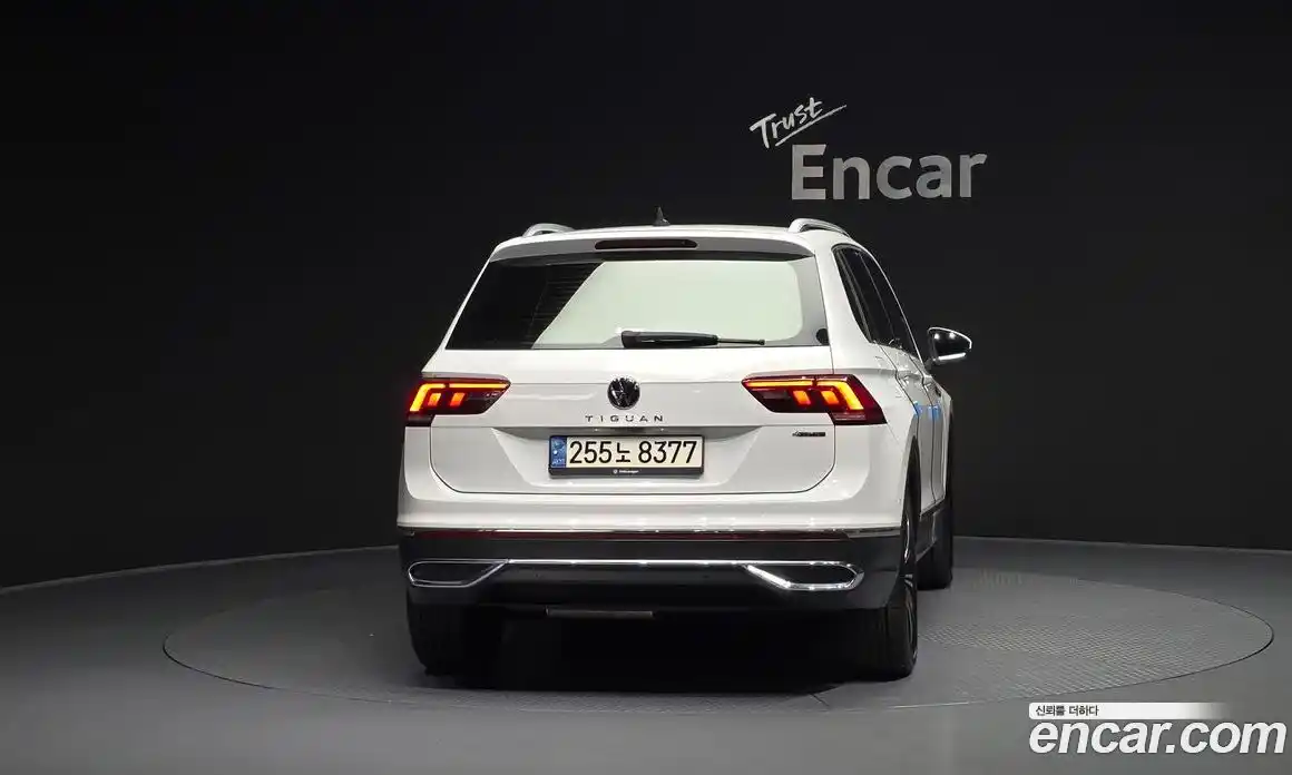 Volkswagen Tiguan 2022 2.0 гидро в Москве № 1350410, фото 4