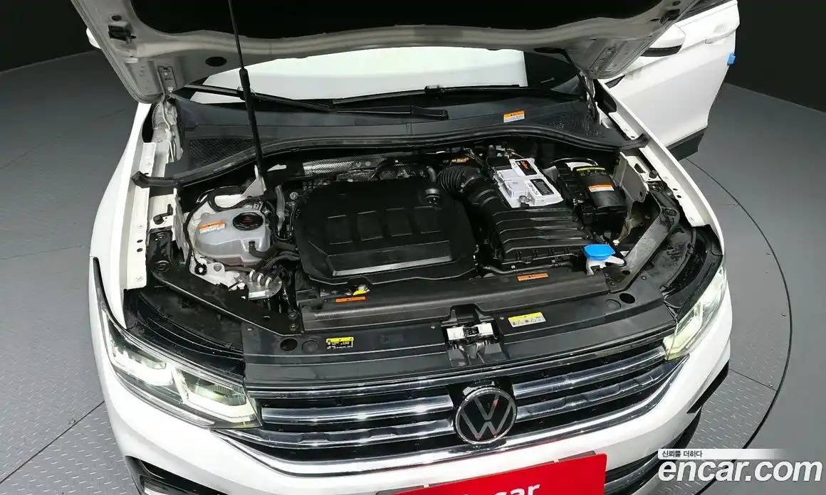 Volkswagen Tiguan 2022 2.0 гидро в Москве № 1350410, фото 6