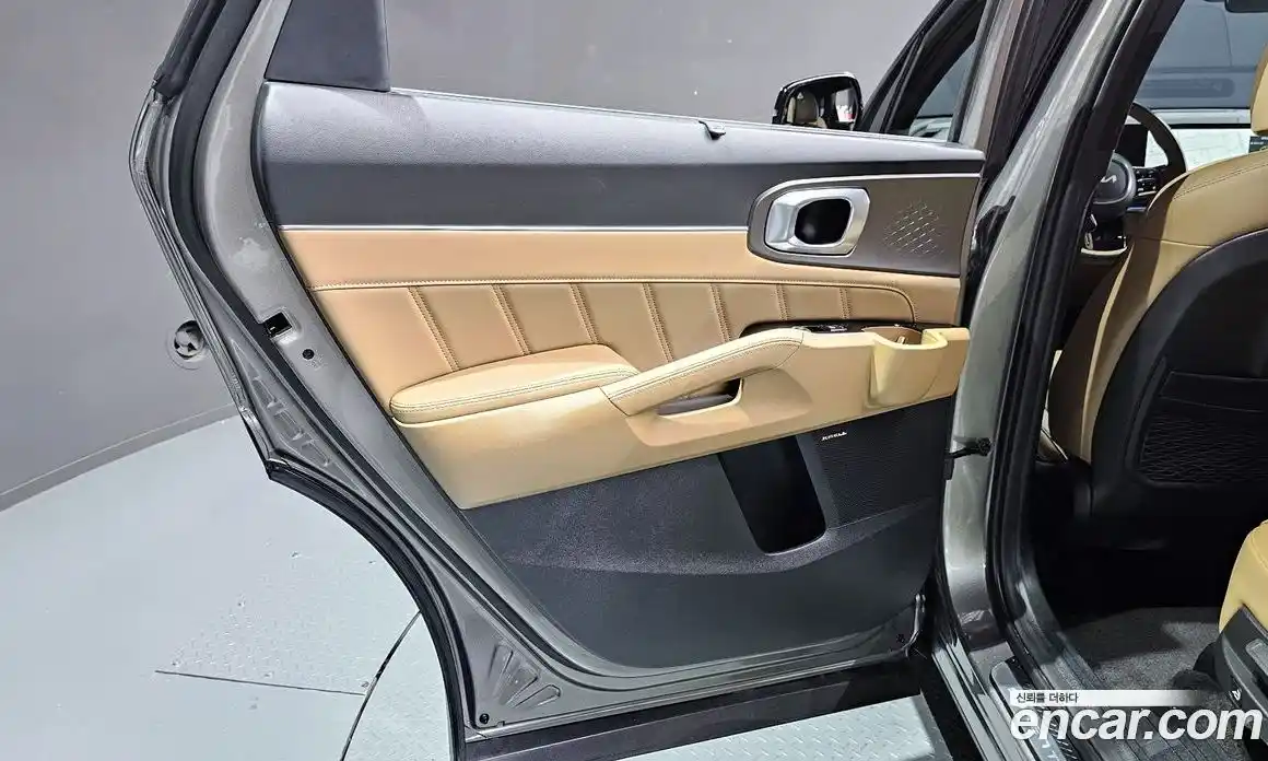 Kia Sorento 2025 2.5 гидро в Москве № 1399514, фото 15