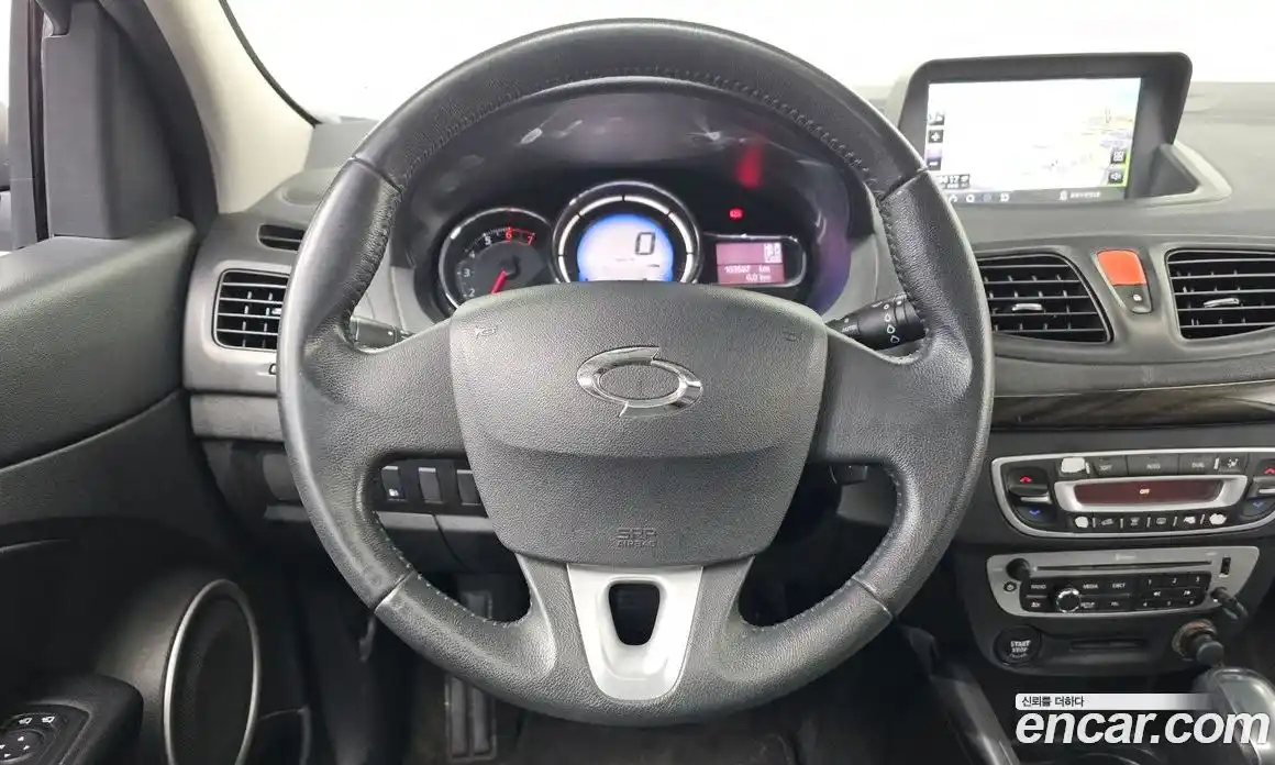 Renault SM3 2014 1.6 гидро в Москве № 1402755, фото 19