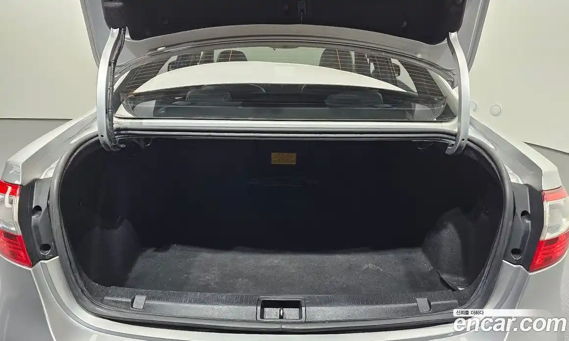 Renault SM3 2014 1.6 гидро в Москве № 1402755, фото 23