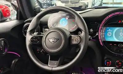 Mini Cooper 2023 2.0 гидро в Москве № 1405297, миниатюра 12