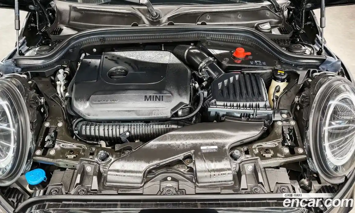 Mini Cooper 2023 2.0 гидро в Москве № 1405297, фото 6