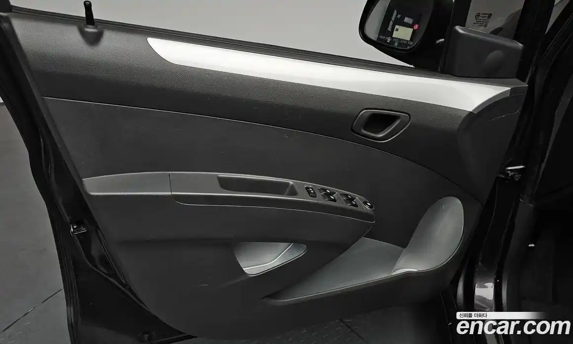 Chevrolet Spark 2015 1.0 гидро в Москве № 1420061, фото 14