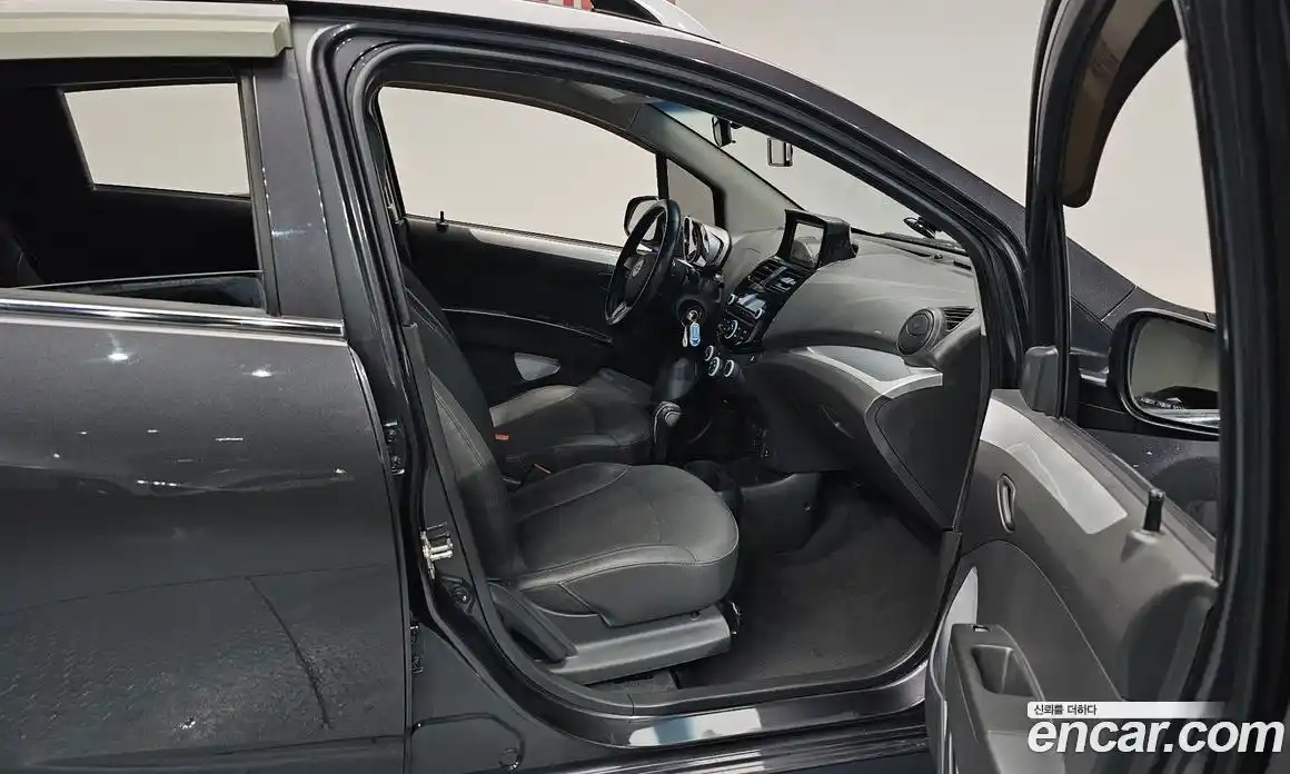 Chevrolet Spark 2015 1.0 гидро в Москве № 1420061, фото 16