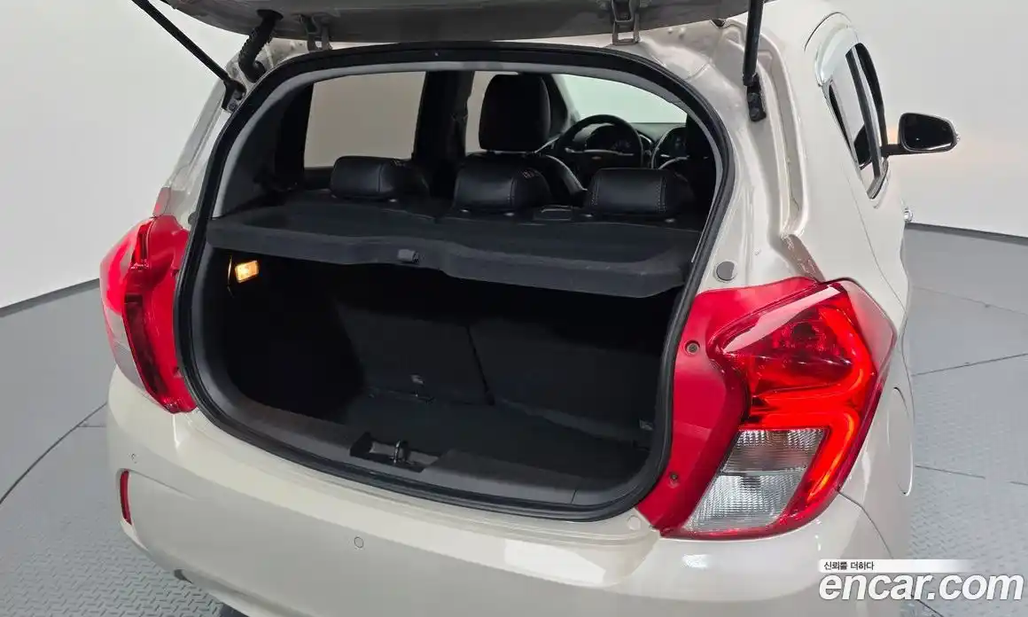 Chevrolet Spark 2016 1.0 гидро в Москве № 1420281, фото 26