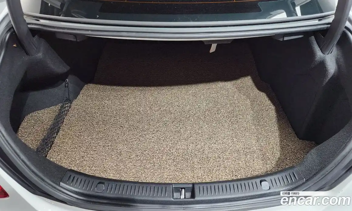 Mercedes-Benz E-Class 2017 2.0 гидро в Москве № 1421947, фото 26