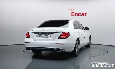 Mercedes-Benz E-Class 2017 2.0 гидро в Москве № 1421947, миниатюра 4