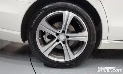 Mercedes-Benz E-Class 2017 2.0 гидро в Москве № 1421947, миниатюра 5