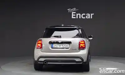 Mini Cooper 2022 1.5 гидро в Москве № 1423673, миниатюра 4