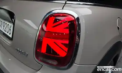 Mini Cooper 2022 1.5 гидро в Москве № 1423673, миниатюра 9