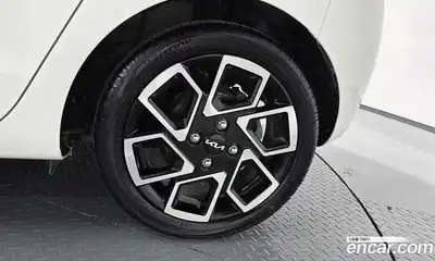 Kia Ray 2023 1.0 гидро в Москве № 1538628, миниатюра 6