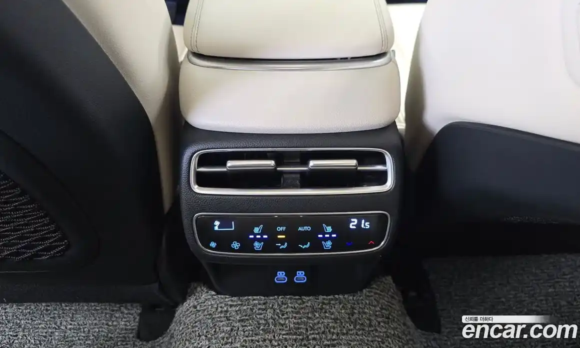 Genesis GV70 2024 2.5 гидро в Москве № 1538992, фото 25