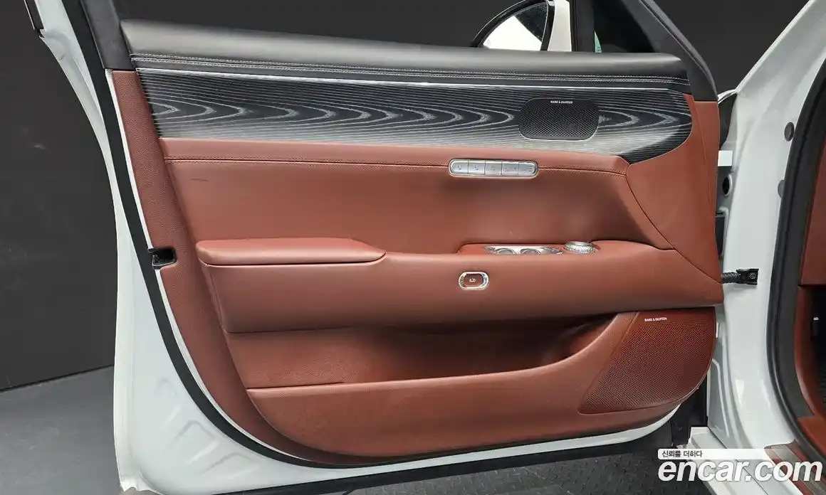 Genesis G90 2022 3.5 гидро в Москве, фото 13