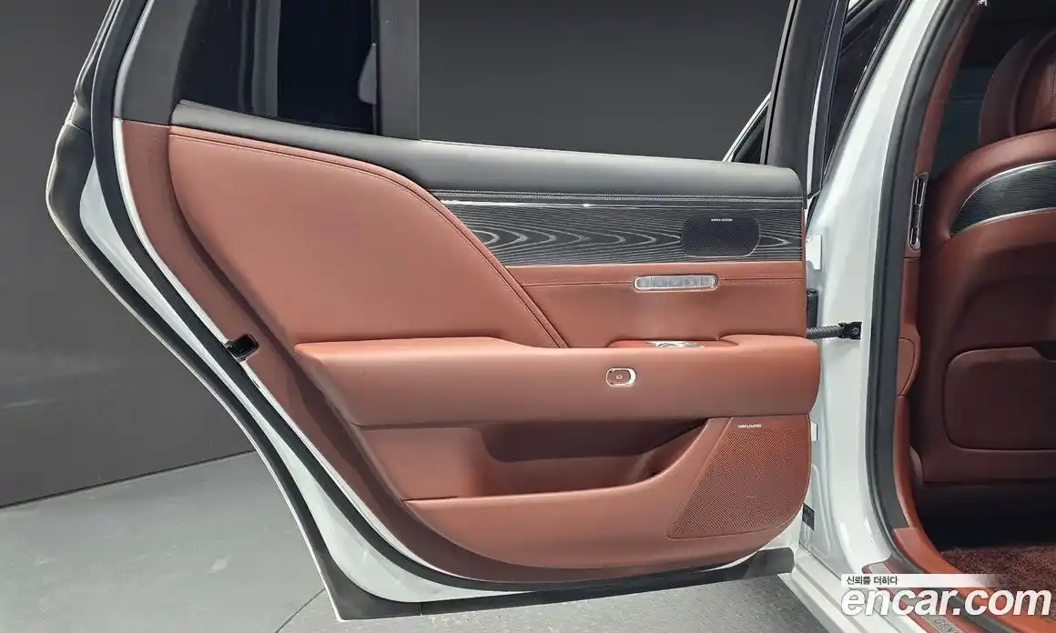 Genesis G90 2022 3.5 гидро в Москве, фото 14