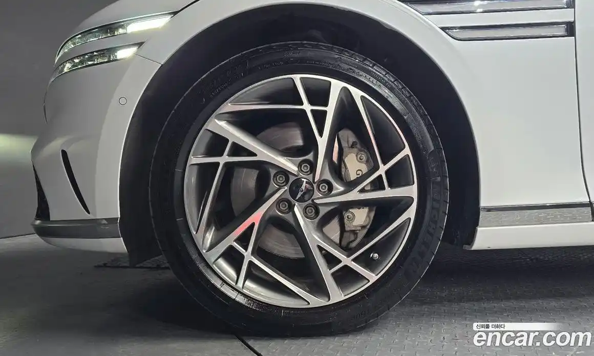 Genesis G90 2022 3.5 гидро в Москве, фото 4