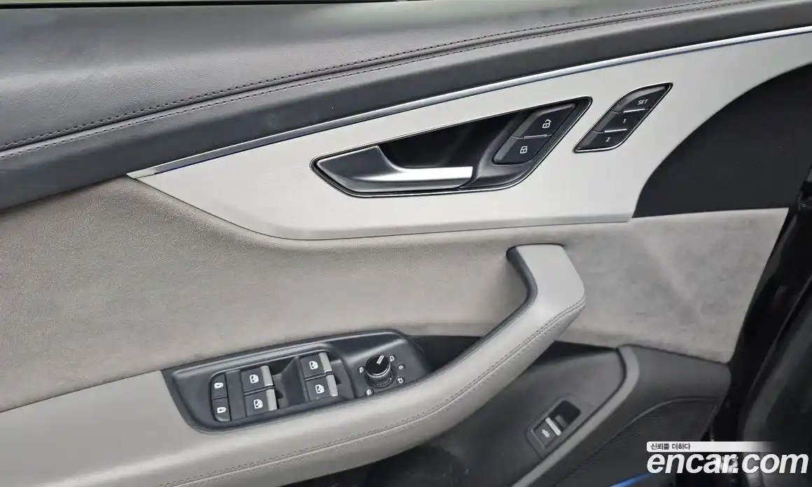 Audi Q8 2020 3.0 гидро в Москве № 1546139, фото 33