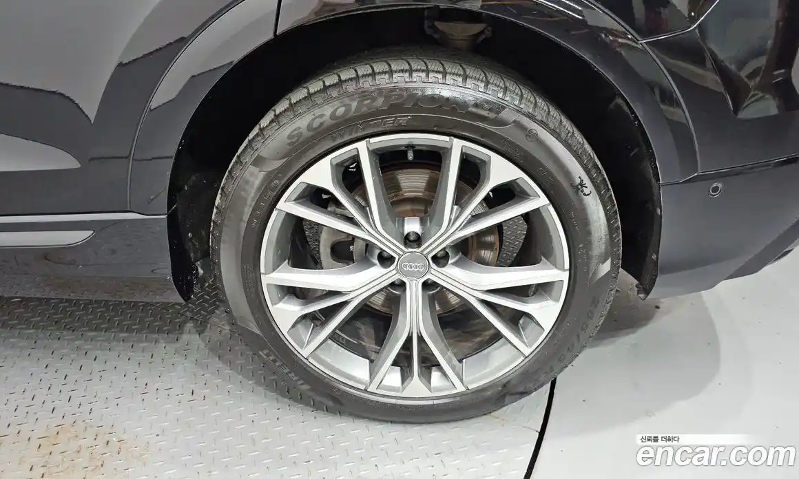 Audi Q8 2020 3.0 гидро в Москве № 1546139, фото 7