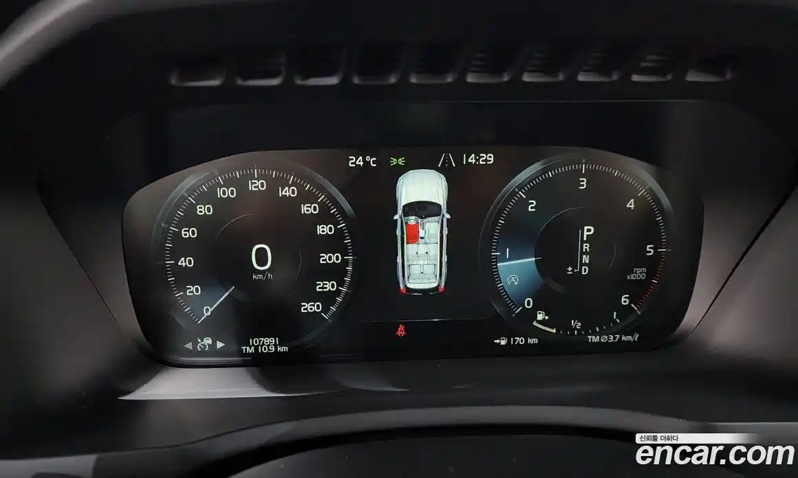 Volvo XC90 2018 2.0 гидро в Москве № 1546944, фото 11