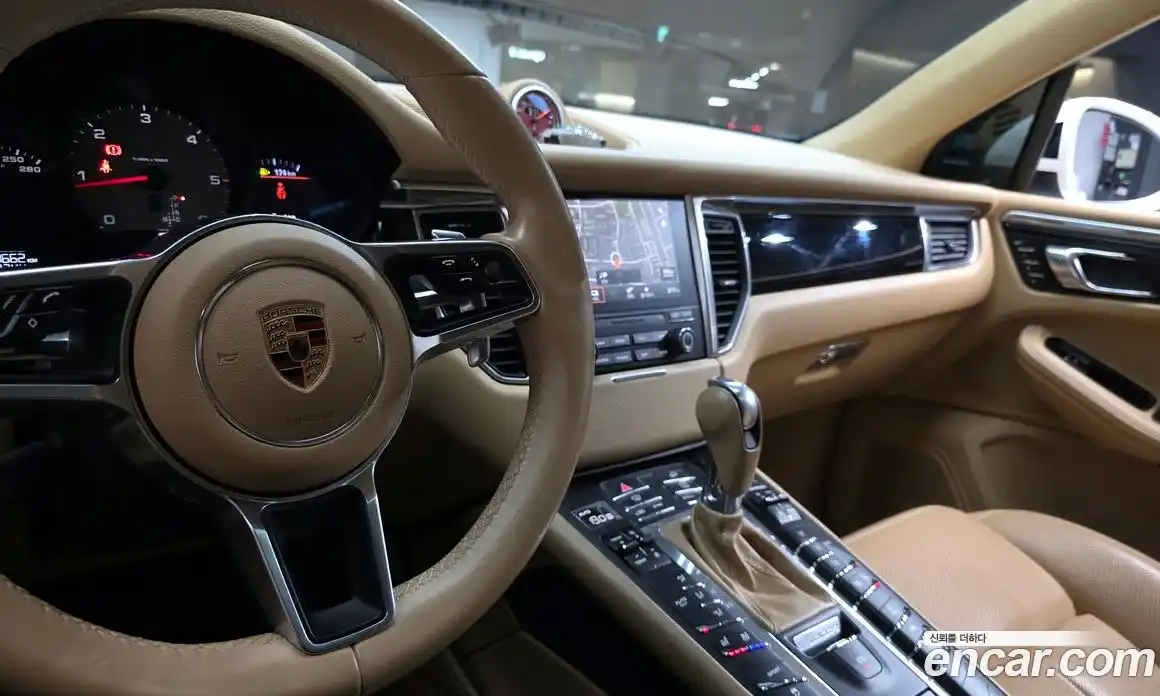 Porsche Macan 2017 3.0 гидро в Москве № 1547200, фото 21