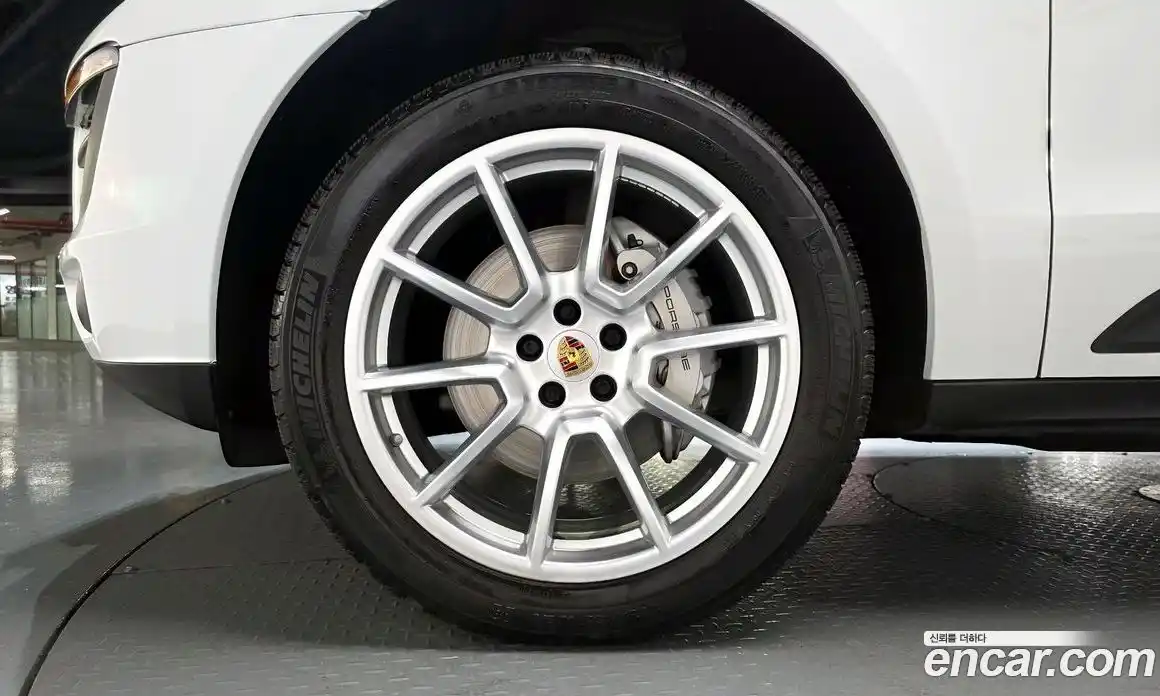 Porsche Macan 2017 3.0 гидро в Москве № 1547200, фото 4