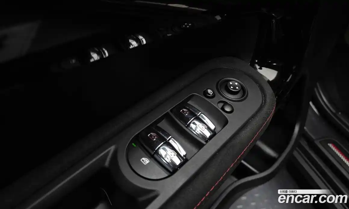 Mini Countryman 2020 2.0 гидро в Москве № 1548130, фото 32