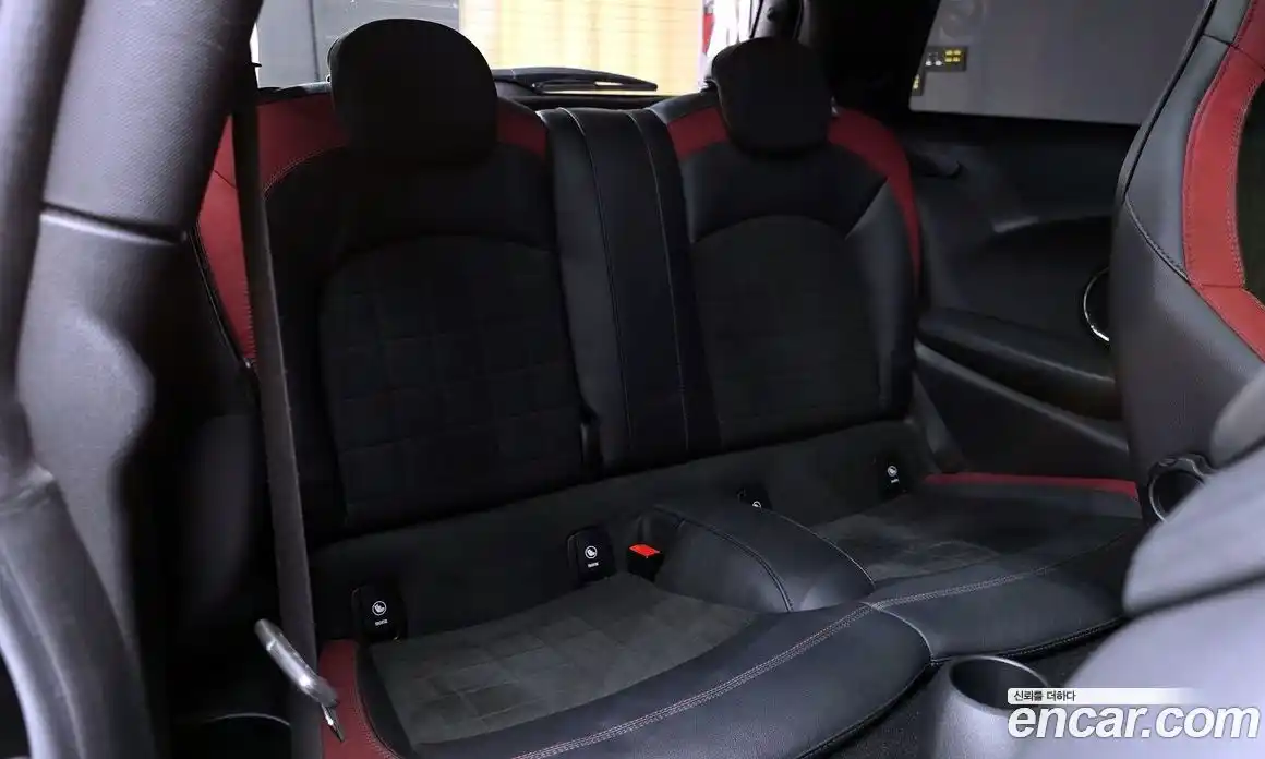 Mini Cooper 2018 2.0 гидро в Москве № 1548166, фото 17