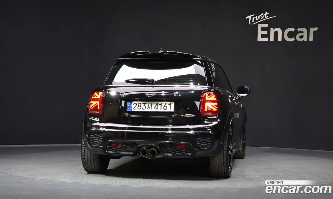 Mini Cooper 2018 2.0 гидро в Москве № 1548166, фото 4