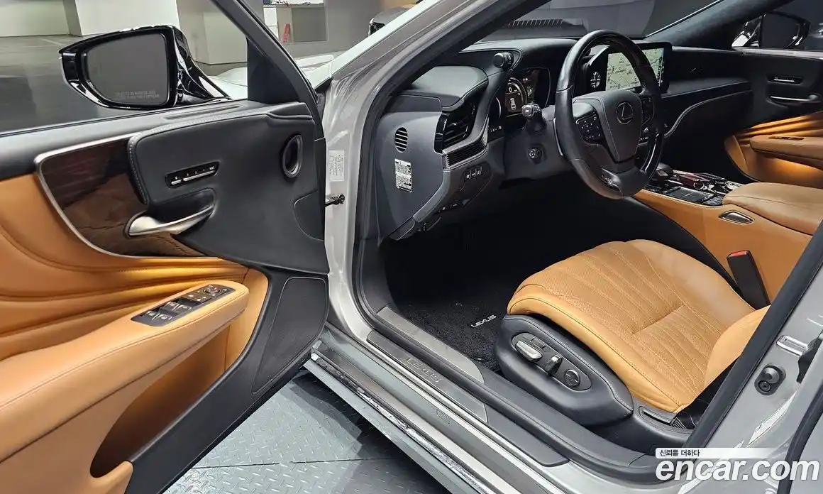 Lexus LS 2021 3.5 гидро в Москве № 1548821, фото 13