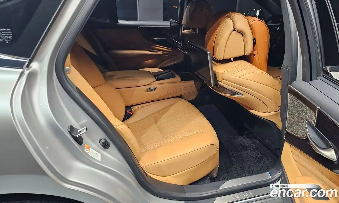 Lexus LS 2021 3.5 гидро в Москве № 1548821, фото 16