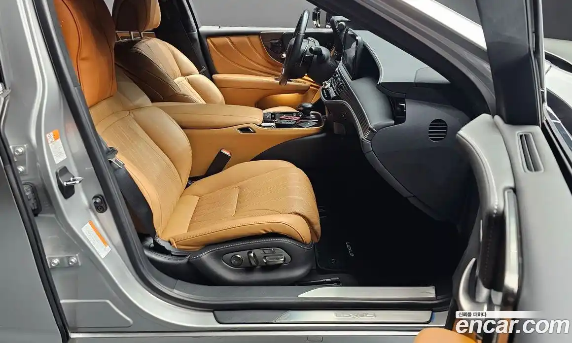 Lexus LS 2021 3.5 гидро в Москве № 1548821, фото 18