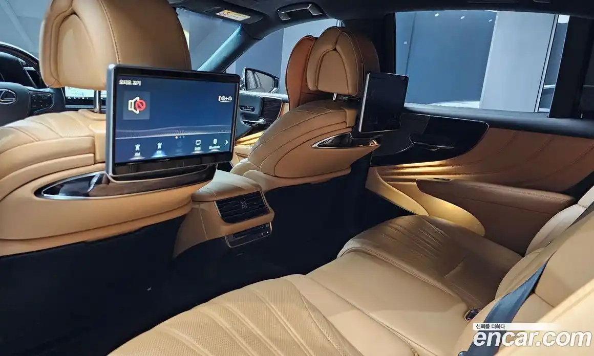 Lexus LS 2021 3.5 гидро в Москве № 1548821, фото 24