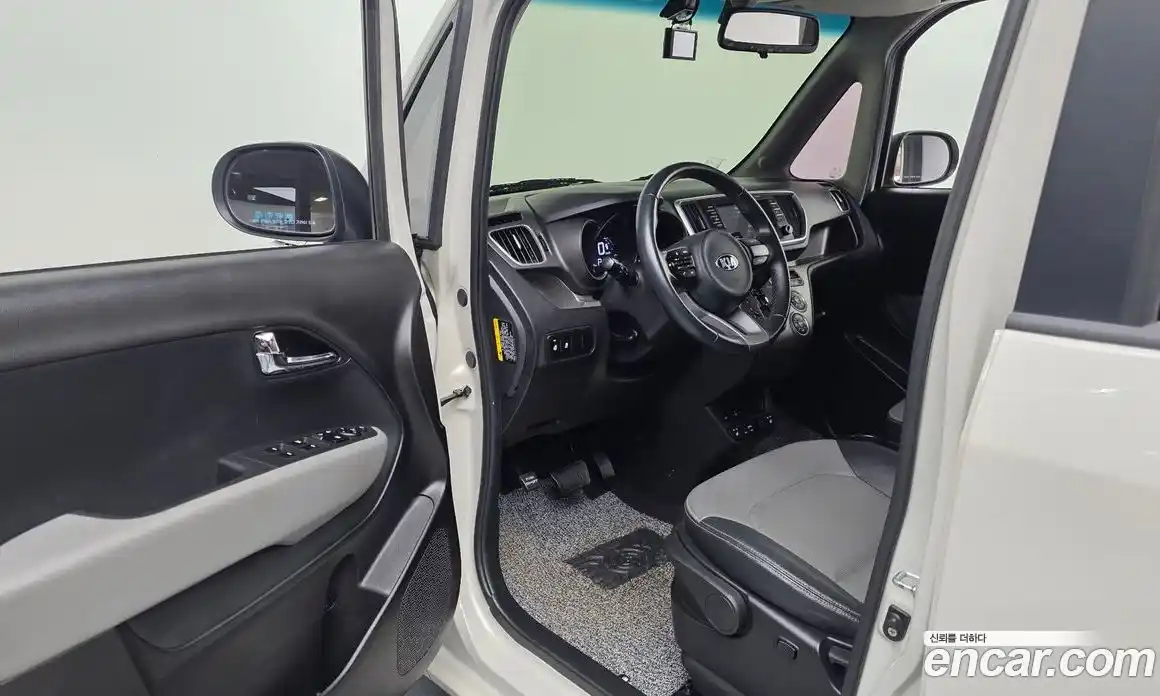 Kia Ray 2018 1.0 гидро в Москве № 1611528, фото 13