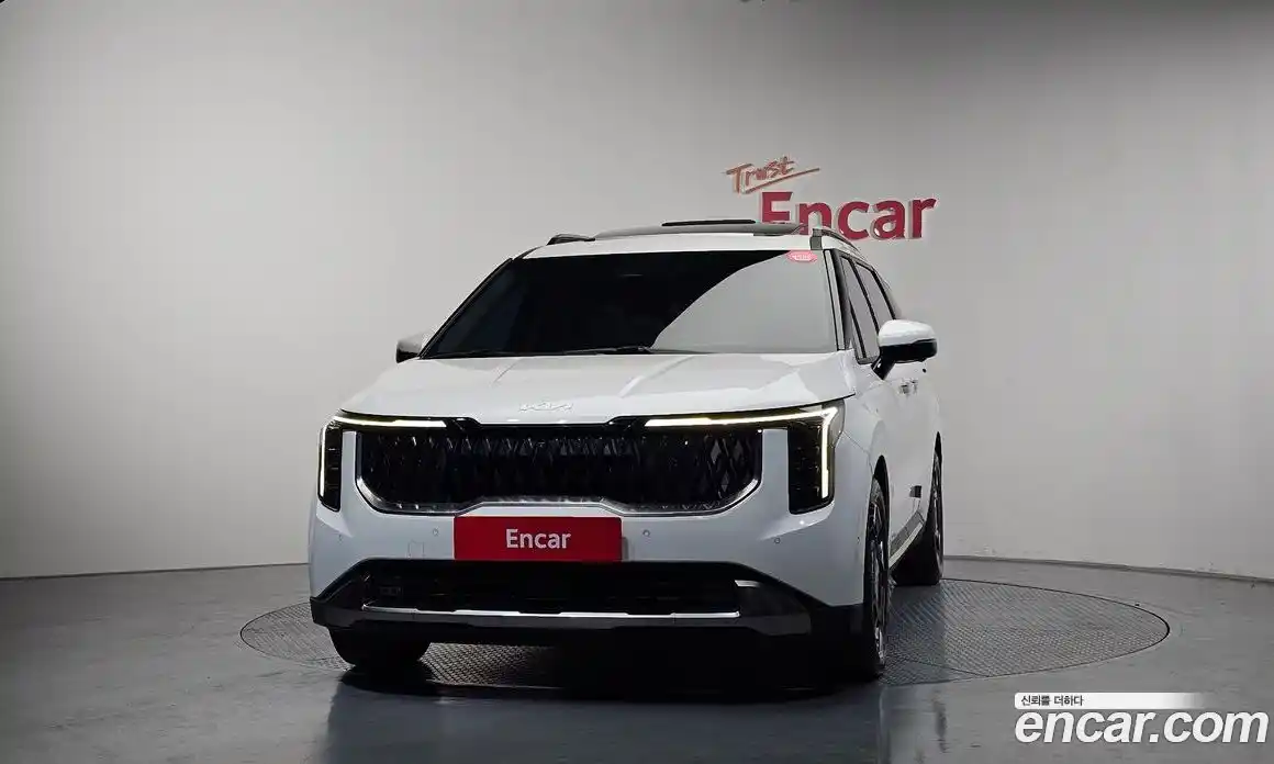 Kia Canival 2023 2.2 гидро в Москве № 1611577, фото 3