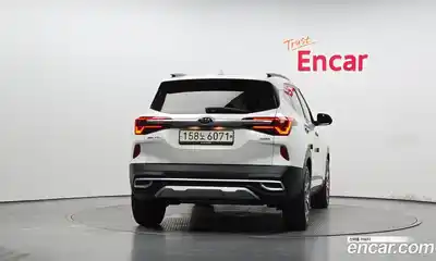 Kia Seltos 2020 1.6 гидро в Москве № 1611693, миниатюра 4