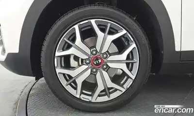 Kia Seltos 2020 1.6 гидро в Москве № 1611693, миниатюра 5
