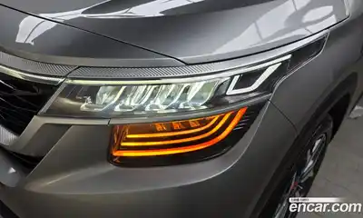 Kia Seltos 2021 1.6 гидро в Москве № 1611752, миниатюра 8
