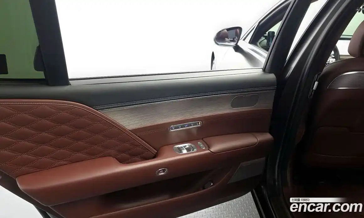 Genesis G90 2022 3.5 гидро в Москве, фото 15
