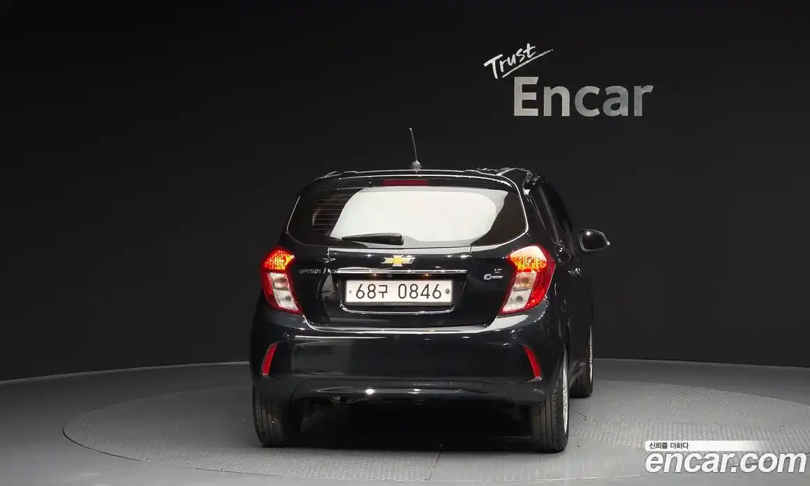Chevrolet Spark 2016 1.0 гидро в Москве, фото 4