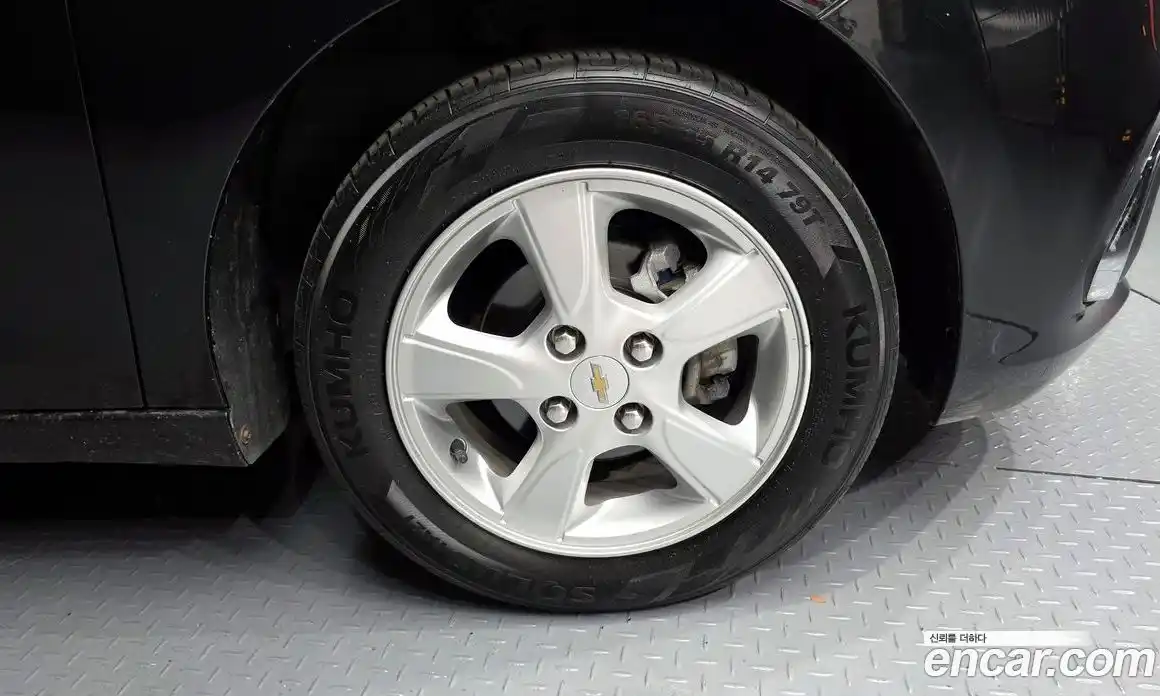 Chevrolet Spark 2016 1.0 гидро в Москве, фото 5