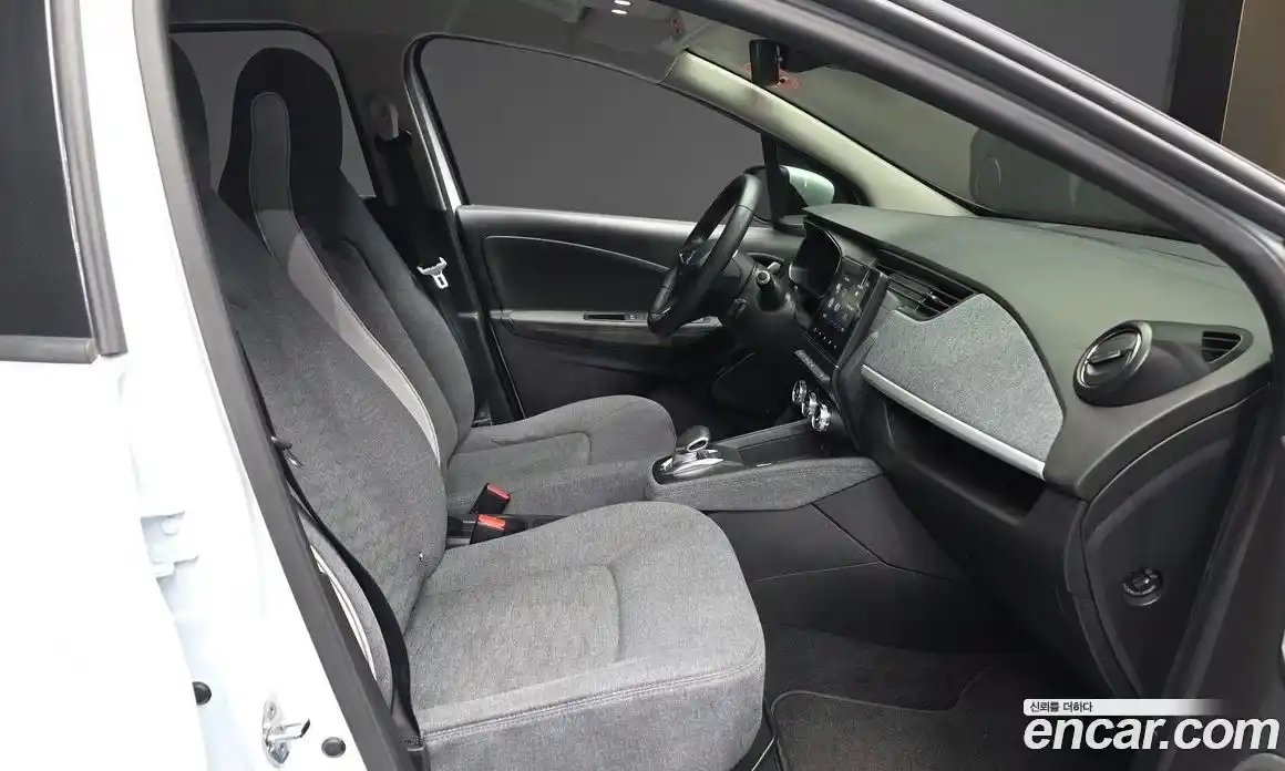 Renault Zoe 2021 0.2 гидро в Москве № 1615188, фото 18