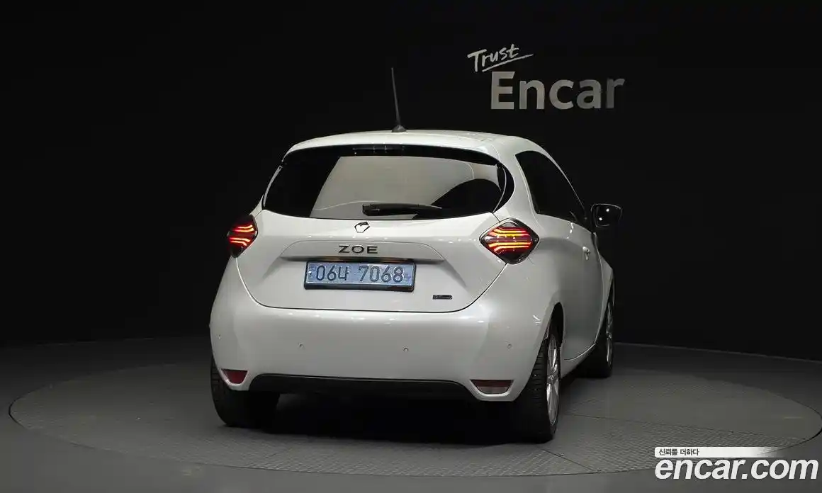 Renault Zoe 2021 0.2 гидро в Москве № 1615188, фото 4