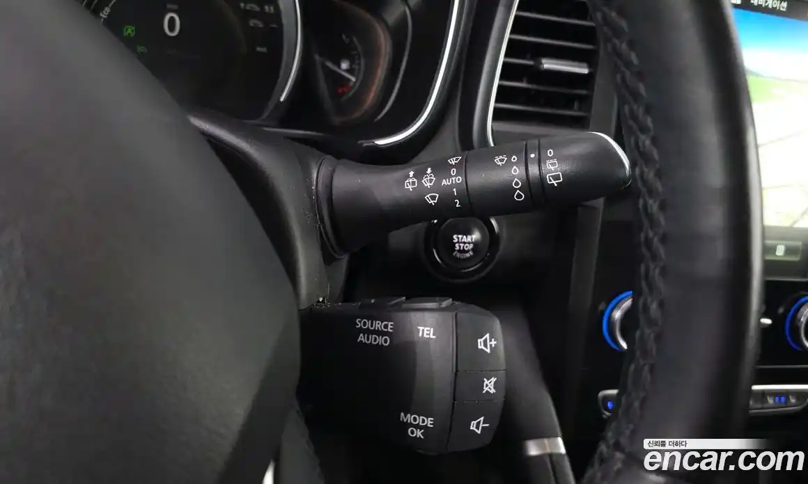 Renault QM6 2016 2.0 гидро в Москве № 1615675, фото 27