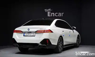 BMW 5-Series 2024 2.0 гидро в Москве № 1616219, миниатюра 2