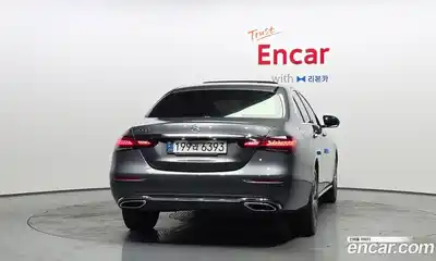 Mercedes-Benz E-Class 2021 2.0 гидро в Москве № 1617131, миниатюра 4
