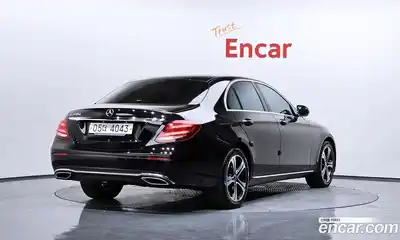 Mercedes-Benz E-Class 2019 1.9 гидро в Москве № 1617328, миниатюра 2
