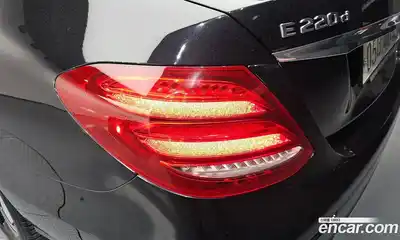 Mercedes-Benz E-Class 2019 1.9 гидро в Москве № 1617328, миниатюра 9